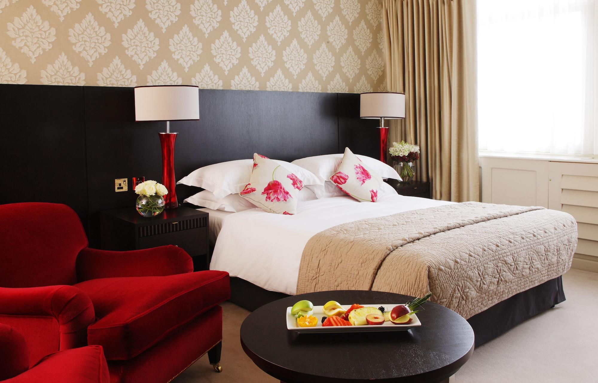 The Westbury Hotel Дублин Экстерьер фото A bedroom at the hotel