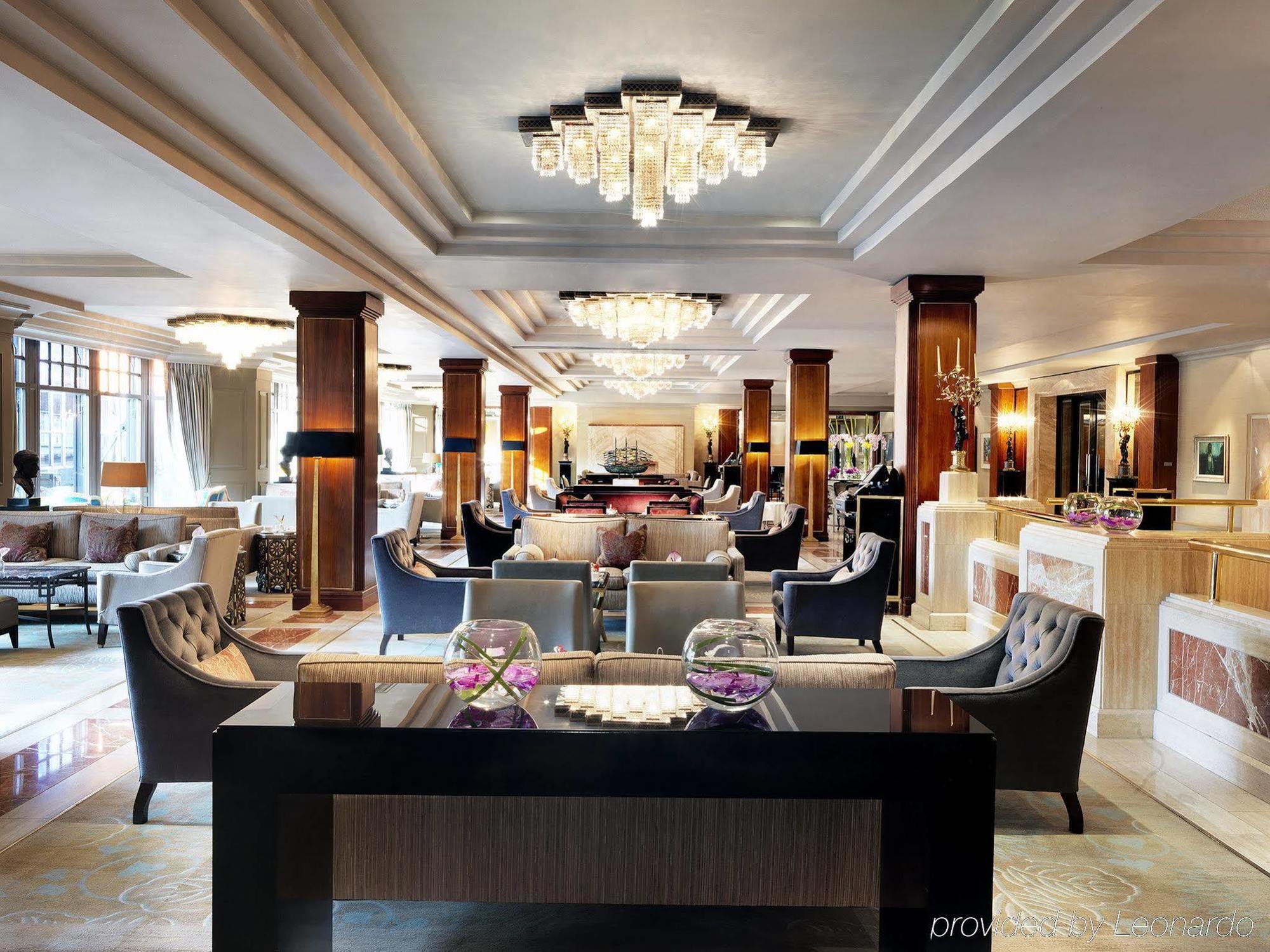 The Westbury Hotel Дублин Интерьер фото The lobby